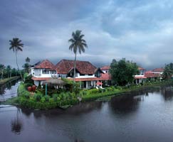 Honeymoon Tour To Alleppey